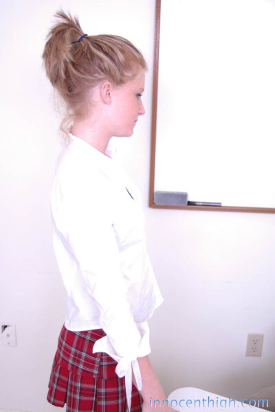 Blonde schoolgirl Amber Kane bangs her teacher and gets a messy facial Image #4