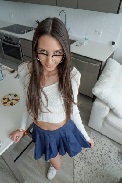 Skinny nerdy teen Natalia Nix shows her mouth as a place for a big dick Image #2