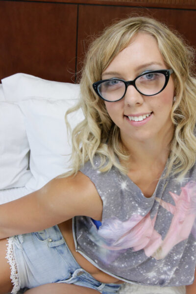 Cute teen in eyeglasses Chase Hart bends over to show off her tiny ass Image #3