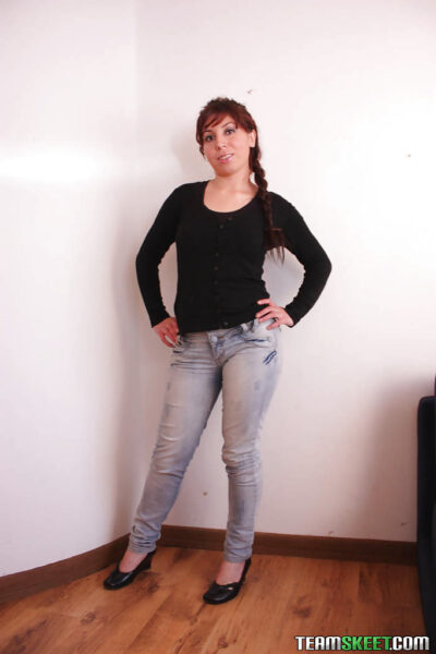 Charming brunette Mariella Jiminez demonstrates her new stockings Image #1