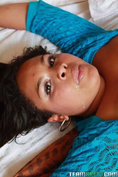 Colombian beauty with perfect ass Lorena Lobos is getting fucked on the bed Image #21