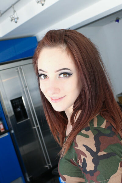 Beautiful big eyed Rylee Renee takes a thick facial following POV fuck action Image #2