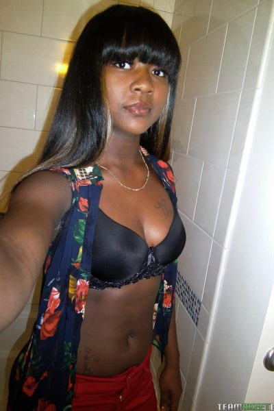 18 year old ebony teen Kaci Starks poses nude in front of her camera Image #2