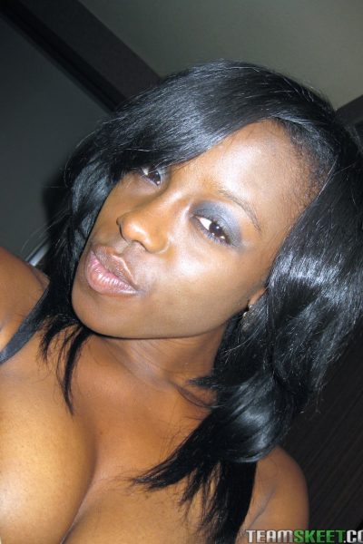 Hot ebony babe Jelly Sweets takes selfies and shows off her natural tits Image #8