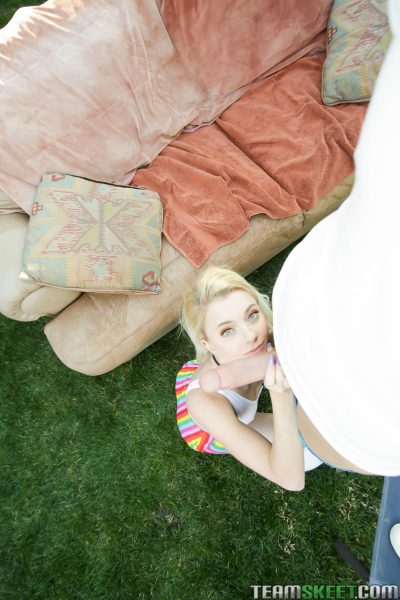 Teen spinner Riley Star fucked sideways & doggystyle on a couch outdoors Image #8