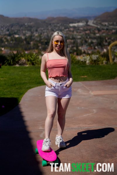 Petite teen Haley Spades gets her twat sucked and rides her stepbro's knob Image #1